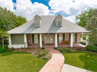 2331 Dove Hollow Dr, Baton Rouge, LA 70809
