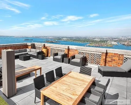 Rented by Bouklis Group | media 31