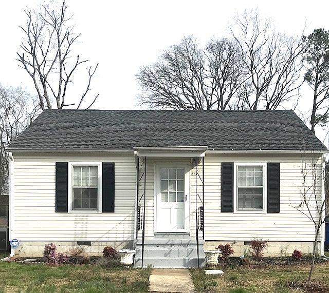 1st image of 215 Edgemont Dr