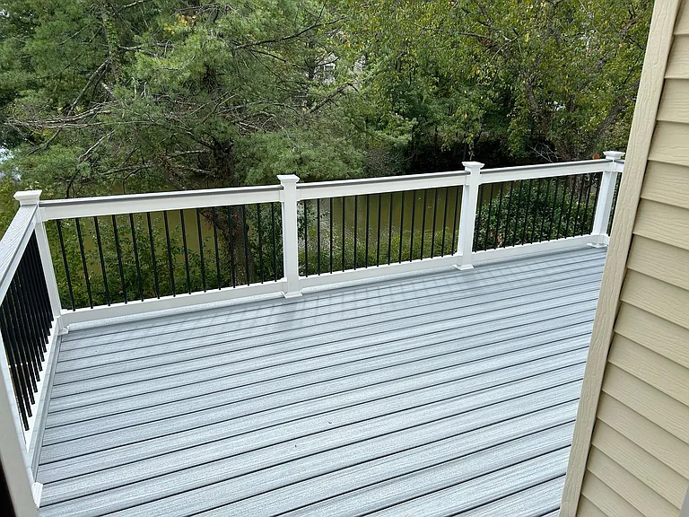 5335 Lake Cove Ct — Photo 29