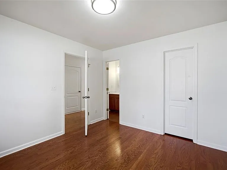 6425 White Walnut Way — Photo 18
