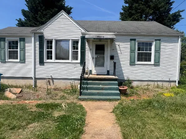 2432 Ravenwood Ave NW, Roanoke, VA 24012