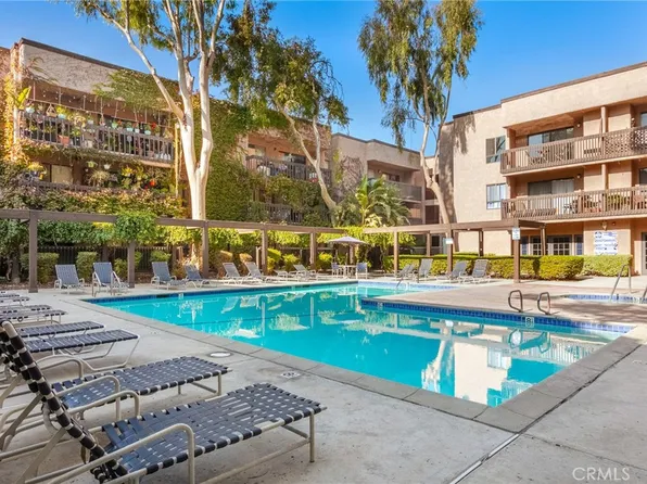 22100 Burbank Blvd Unit 106A, Woodland Hills, CA 91367