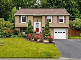 8408 Warbler Way, Liverpool, NY 13090