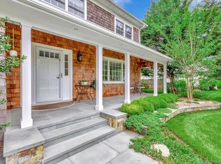 51 Halsey Rd, Remsenburg, NY 11960