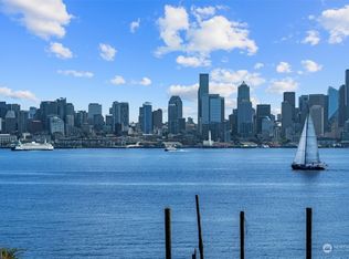 1333 Harbor Ave #202, Seattle, WA 98116