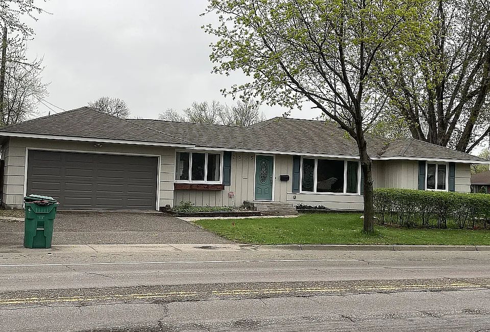 1st image of 2505 Zinran Ave S
