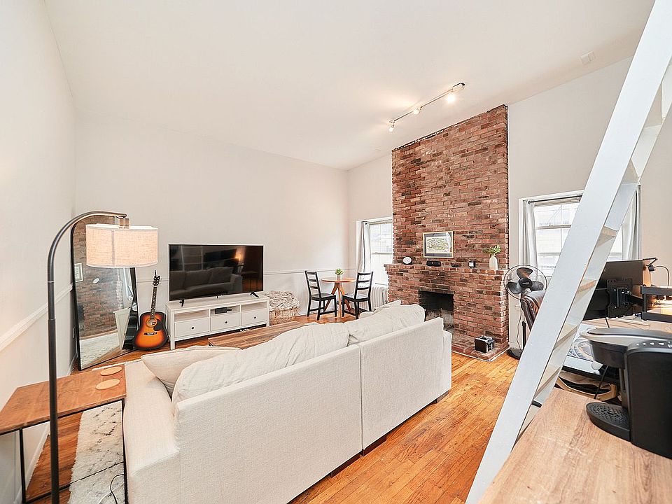 1st image of 470 W 23rd St #502