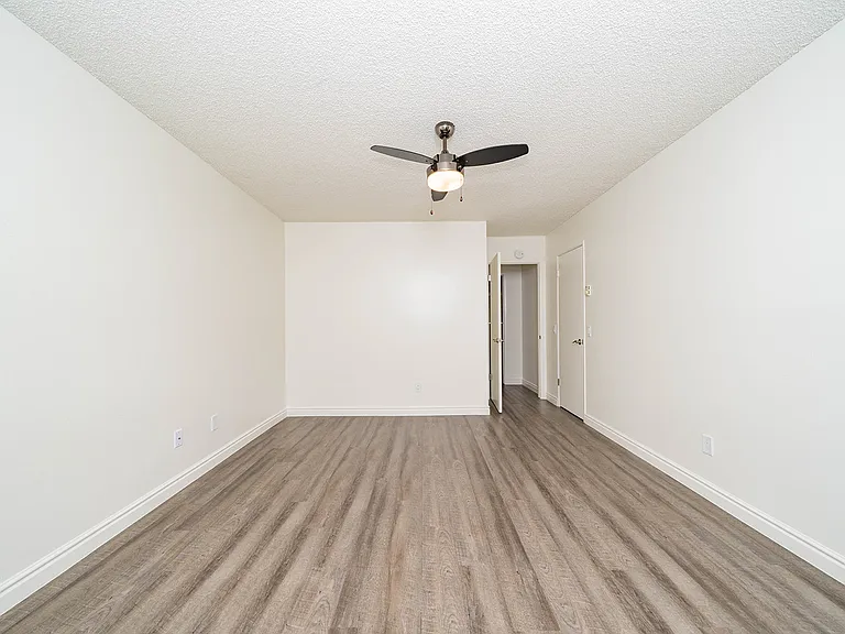1145 Meadowlake Dr #50-06 — Photo 11