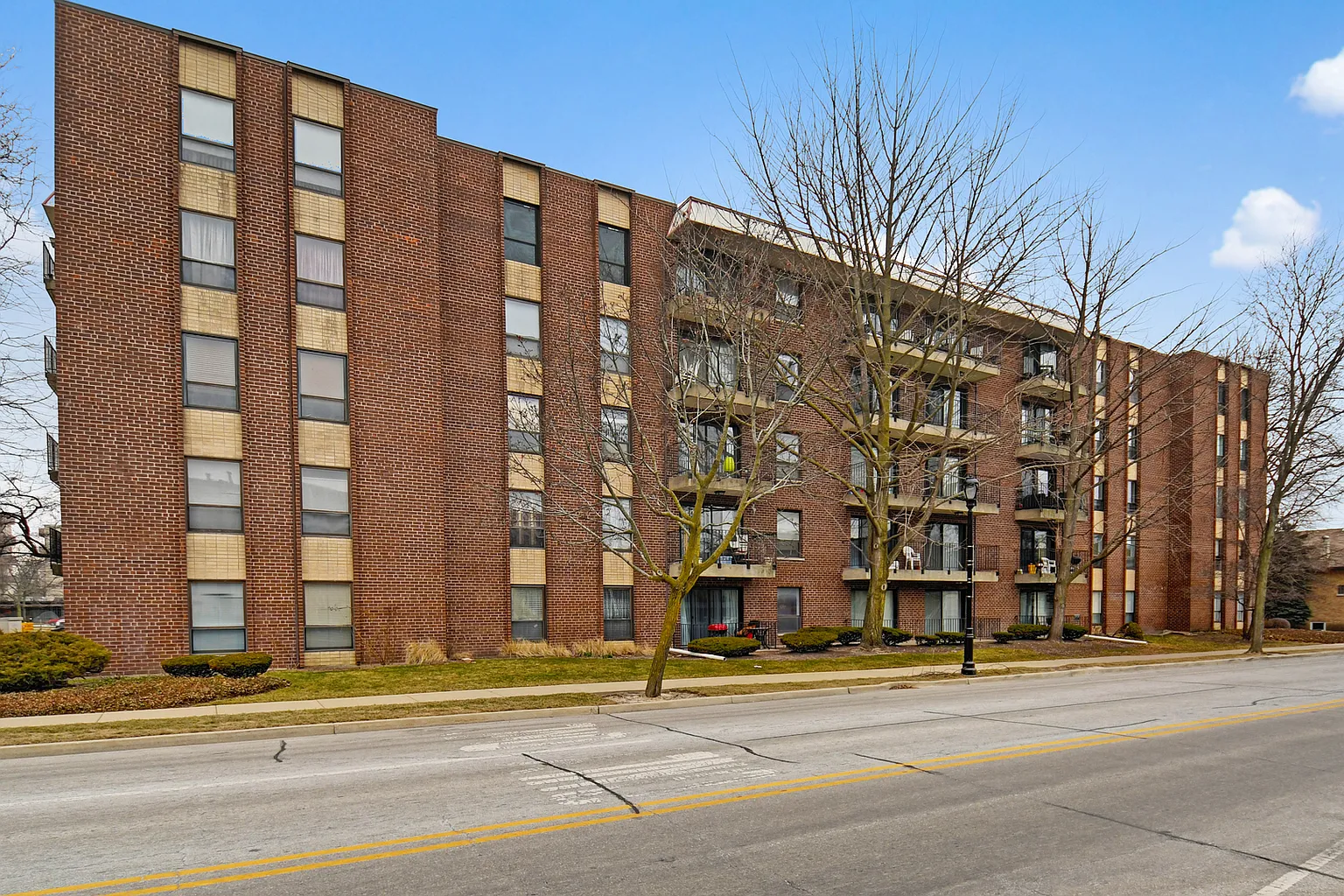 6330 Lincoln Ave Unit 1D photo 1