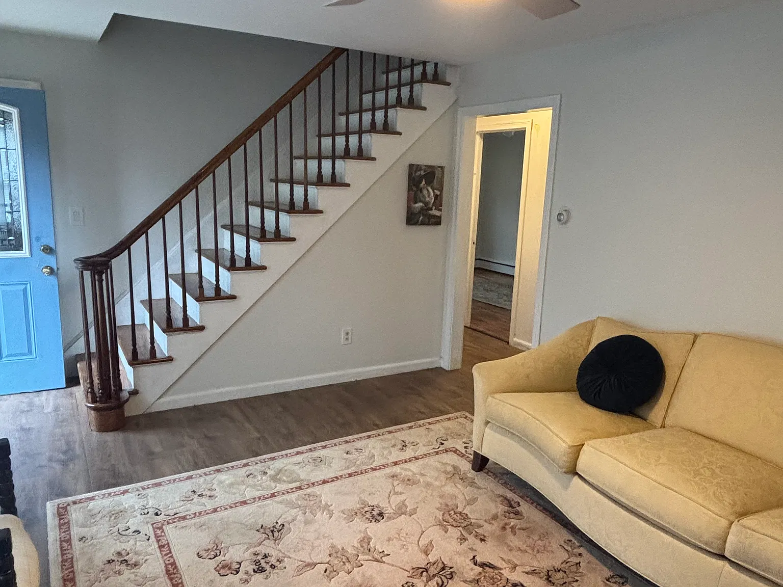 3 bed, 1000 sqft, $3,500 — Photo 3
