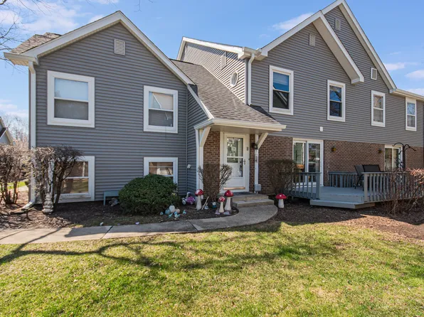 2791 Wayfaring Ln APT B, Lisle, IL 60532