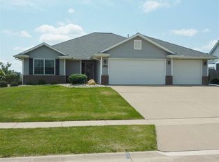 791 Rustic Green Ct, Eldridge, IA 52748