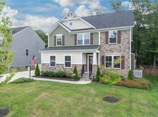 16879 White Daisy Loop, Moseley, VA 23120