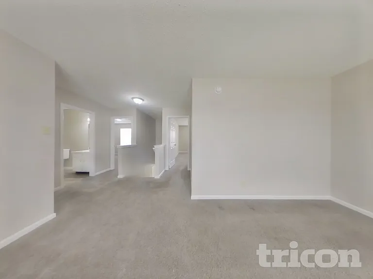 10907 Delphi Dr — Photo 18