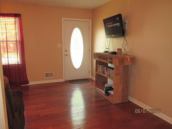 4th image of 5406 Cedarwood Dr
