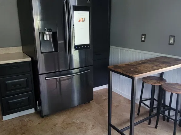 44 Woodside Ave Floor 2, Buffalo, NY 14220