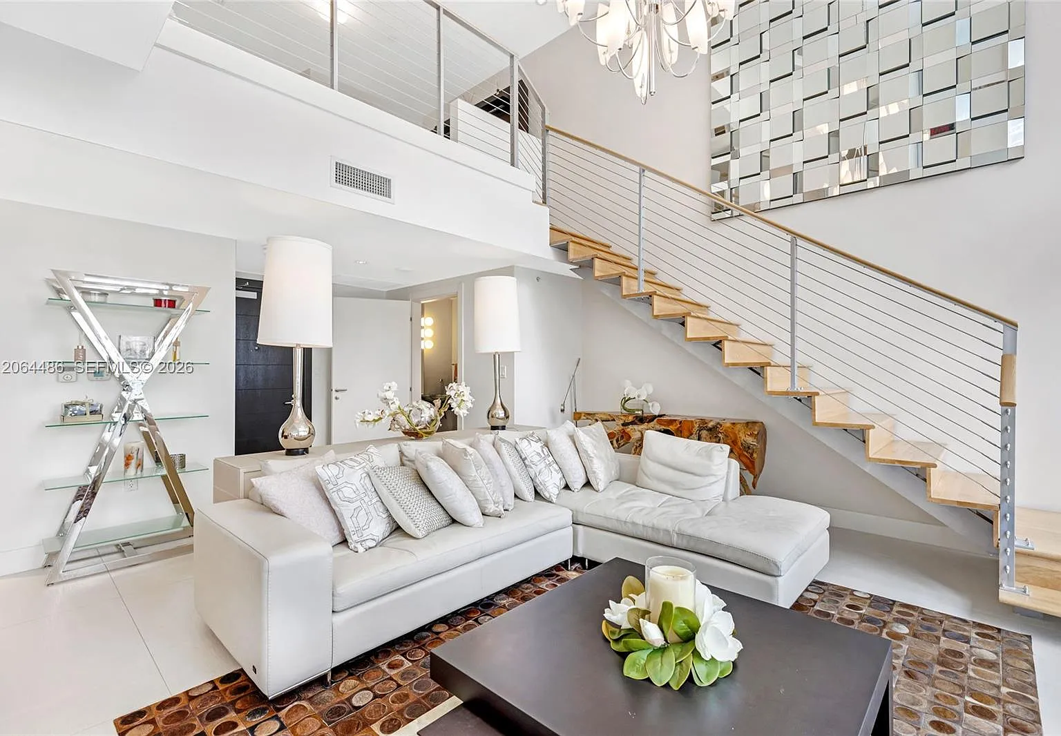 Epic West Condo — Photo 2