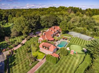 12 Dwight Ln, Greenwich, CT 06831