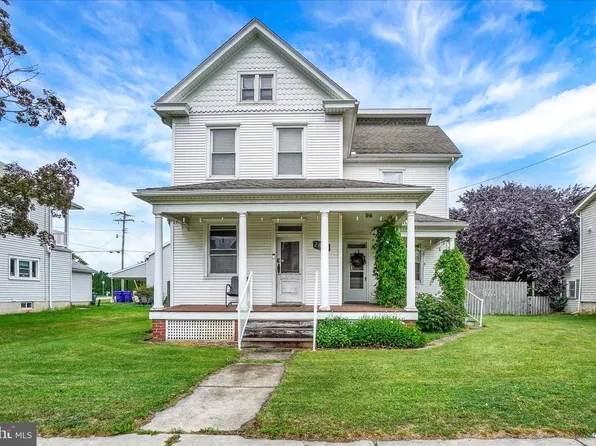 2405 S Queen St, York, PA 17402