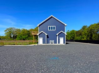 (Undisclosed Address), Riverhead, NY 11901