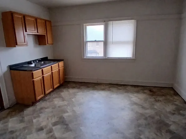 2676 N 45th St, Milwaukee, WI 53210