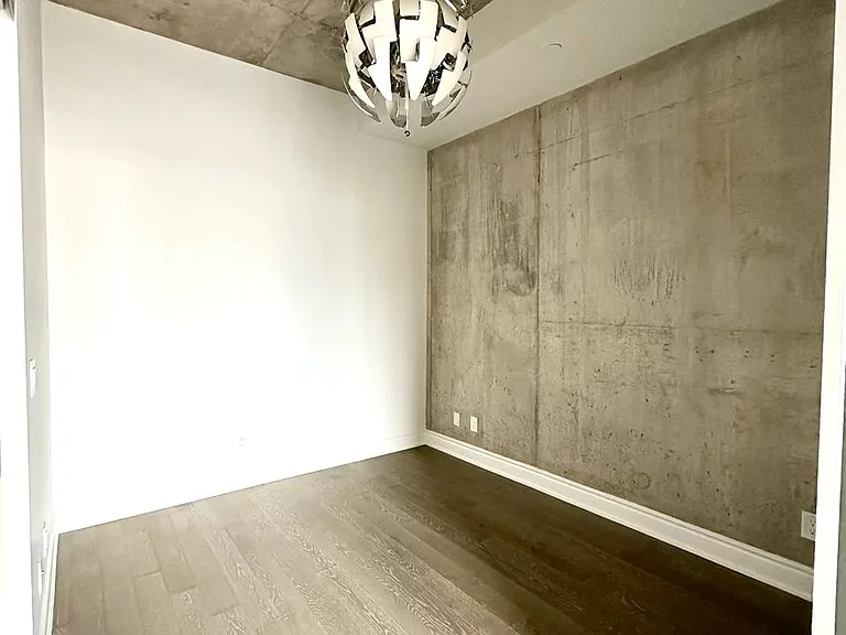 608 Richmond St W #609 — Photo 16