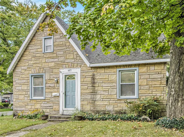 940 Fairbanks Ave, Kalamazoo, MI 49048