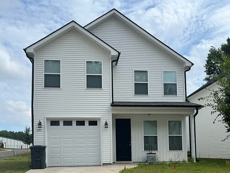 301 Clarus Creek Way — Photo 1