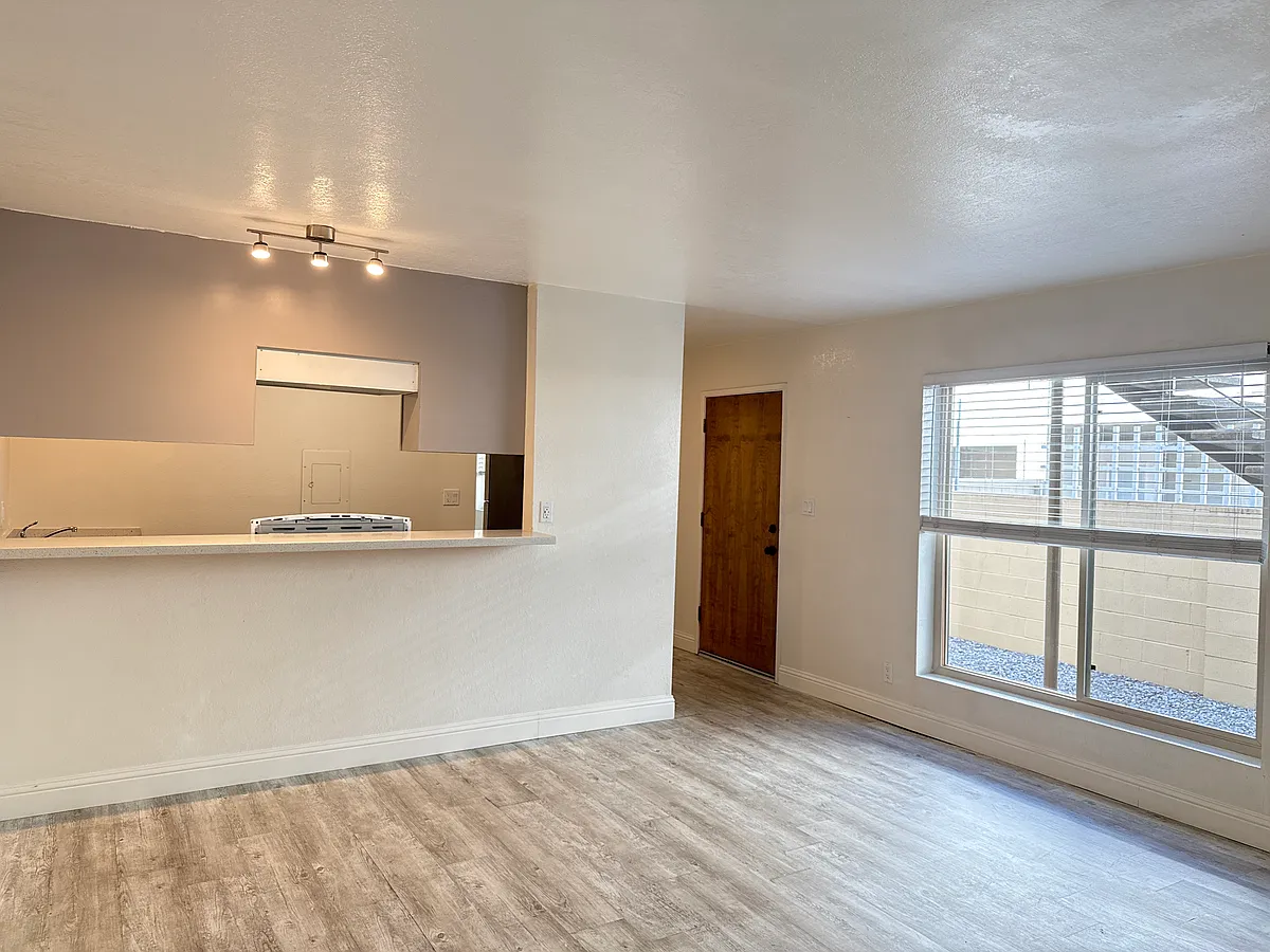 Building Photo - 1141 E Foothill Blvd #1