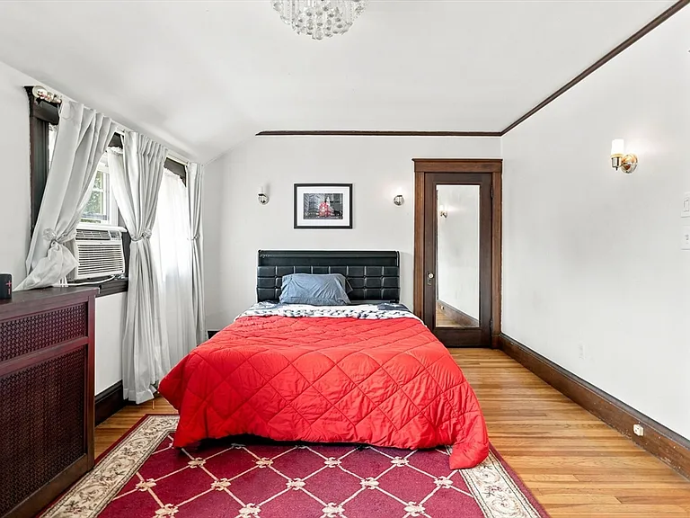 42 Norway Park — Photo 25