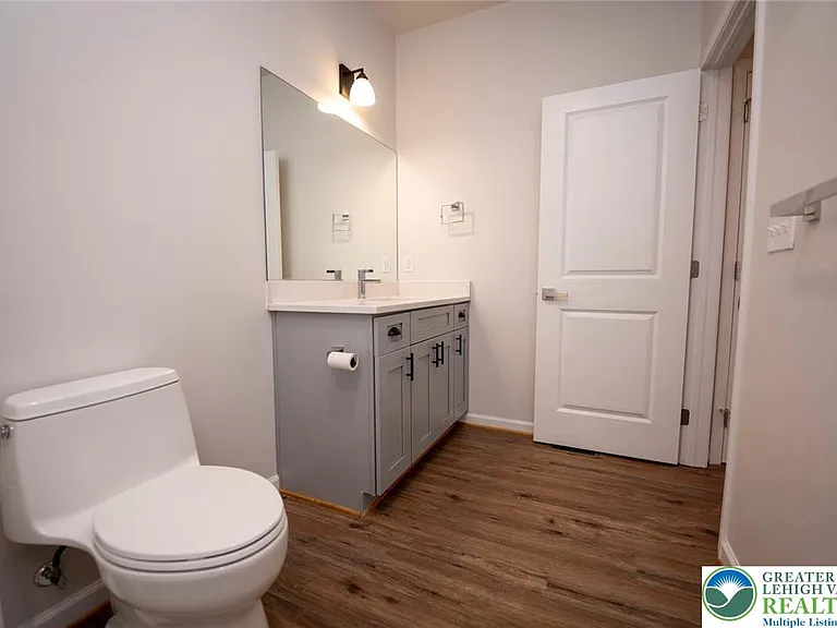 803 Atlantic St #2 — Photo 25
