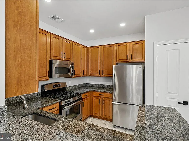 12000 Market St #371 — Photo 5