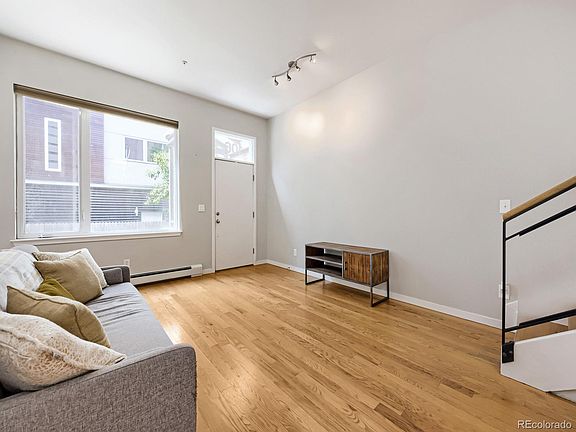5th image of 4575 Tennyson Street #106