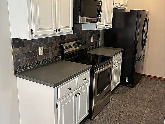 2nd image of 4104 Thorn Burn Pl