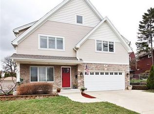 377 E Yorkfield Ave, Elmhurst, IL 60126