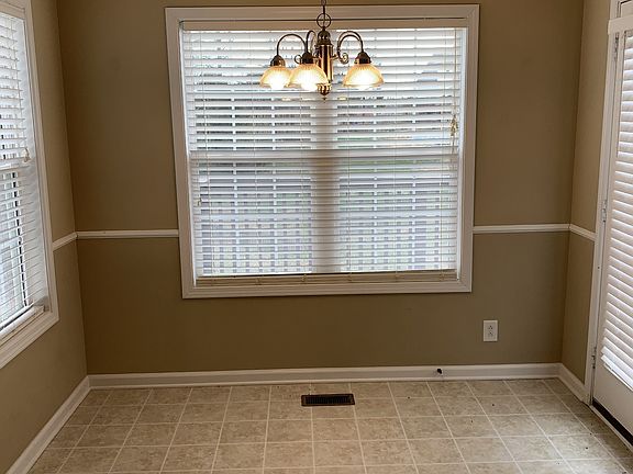 2nd image of 3288 Marrast Dr