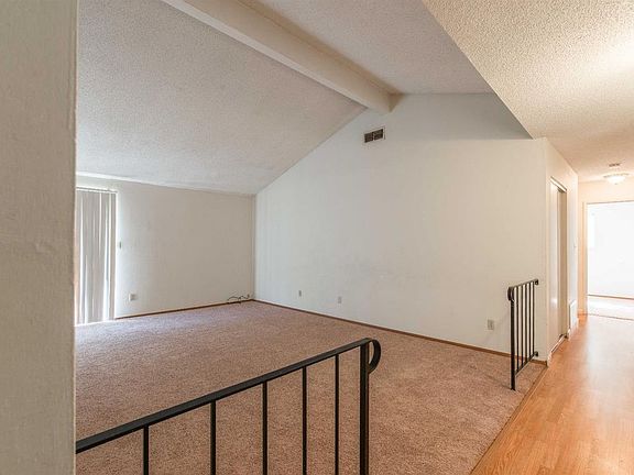 3rd image of 6100 Carl Sandburg Cir