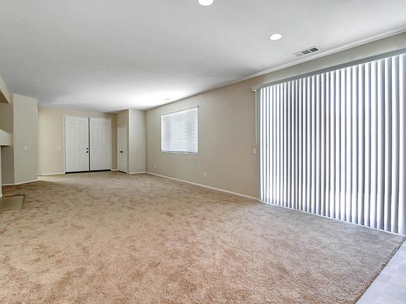 5th image of 2409 Rockrose St