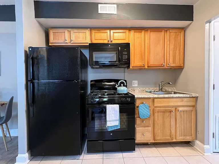 1739 Galen St SE #3 — Photo 7