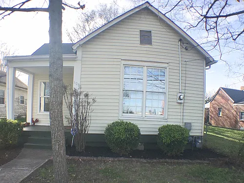 608 26th Ave N Photo 1