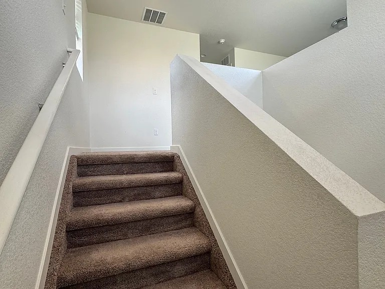 5836 Thurless Ln — Photo 14