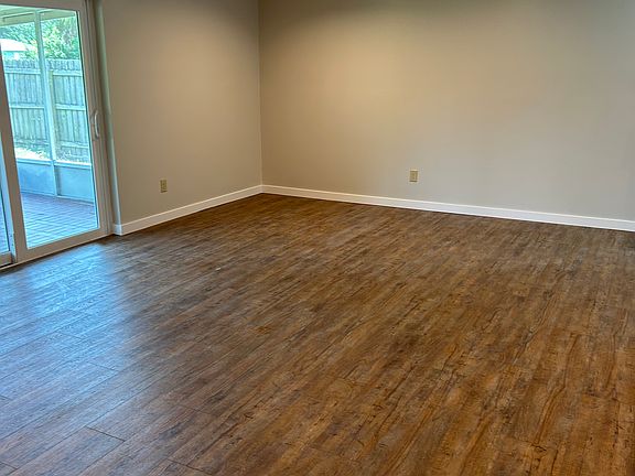 3rd image of 16318 Caribbean Ct