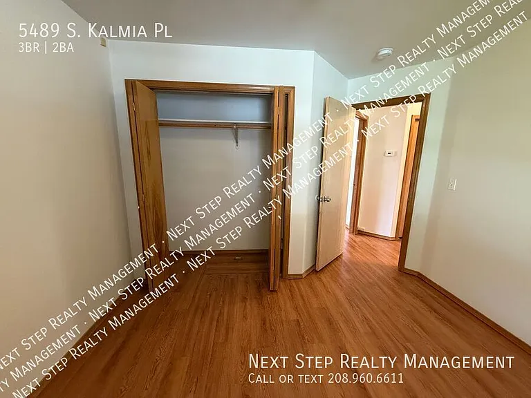 5489 S Kalmia Pl — Photo 12