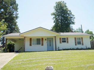 202 Magnolia St, New Llano, LA 71461