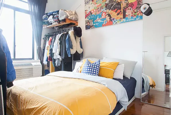 Rented by Nooklyn NYC LLC | media 11