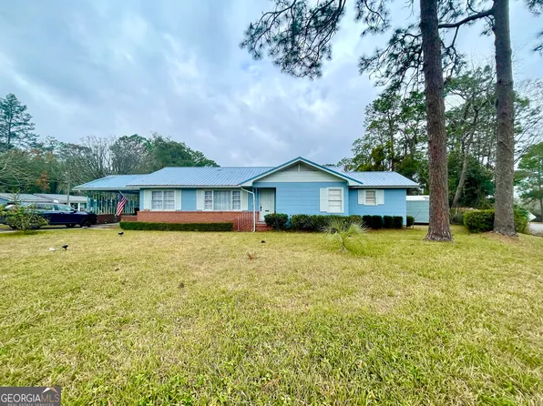 1715 City Blvd, Waycross, GA 31501