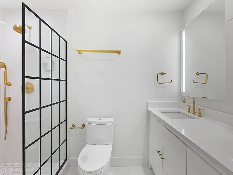 105 Yarrow Ct — Photo 17