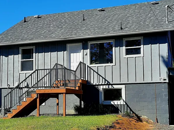 1039 NE Grant St, Newport, OR 97365