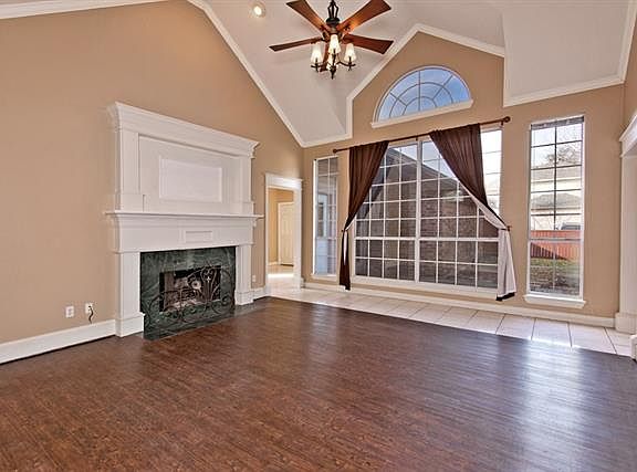 4th image of 8413 Kendall Dr